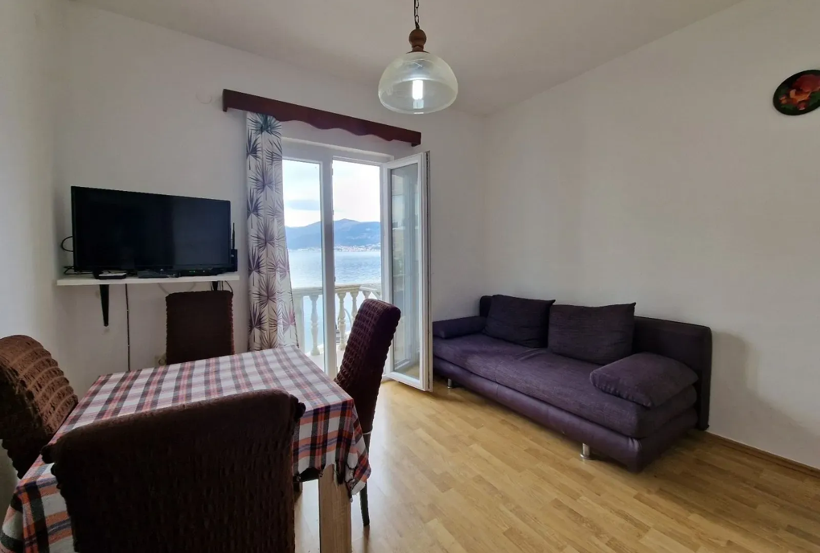 Prodaja, kuća, 180m², Krašići, Tivat