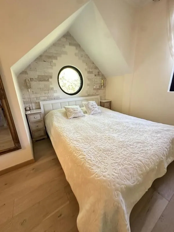 Sale, house, 183m², Zagrad, Berane