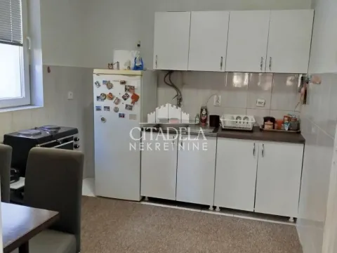 Izdavanje, jednosoban stan, 37m², Rušanj, Beograd - image 7