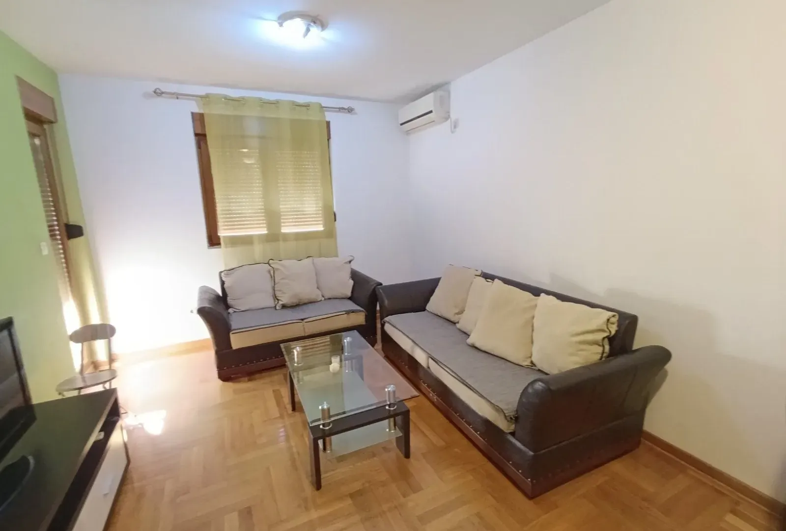 Rent, one bedroom apartment, 44m², Stari Aerodrom, Podgorica
