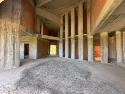 Sale, house, 752m², Buljarica, Budva - image 13