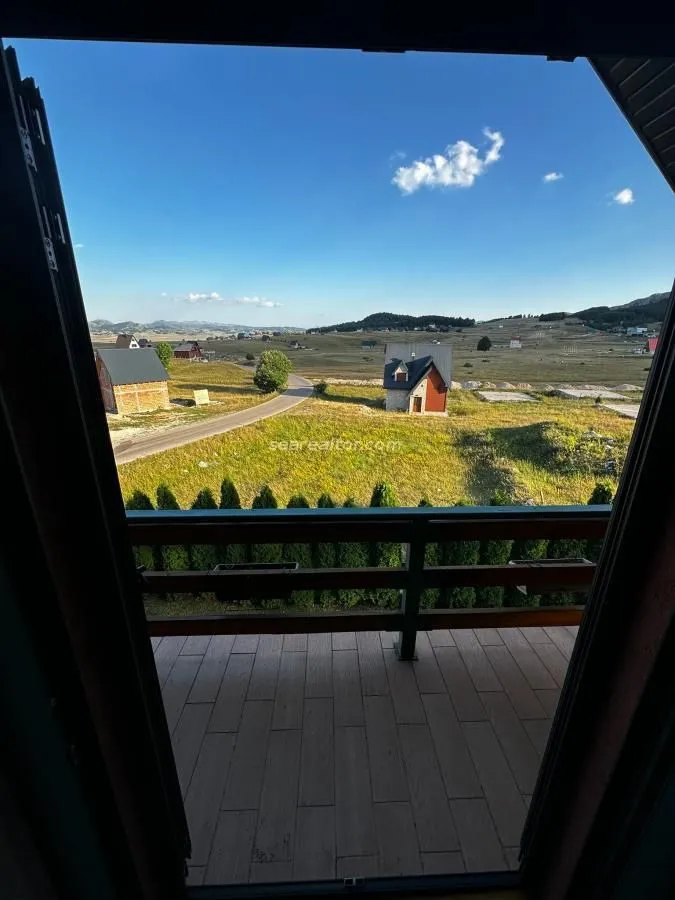 Prodaja, kuća, 180m², Žabljak, Crna Gora