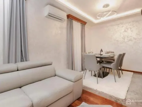 Prodaja, jednosoban stan, 40m², Grad, Kotor - image 2