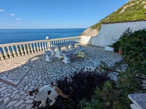 Sale, house, 300m², Bar, Crna Gora - image 17