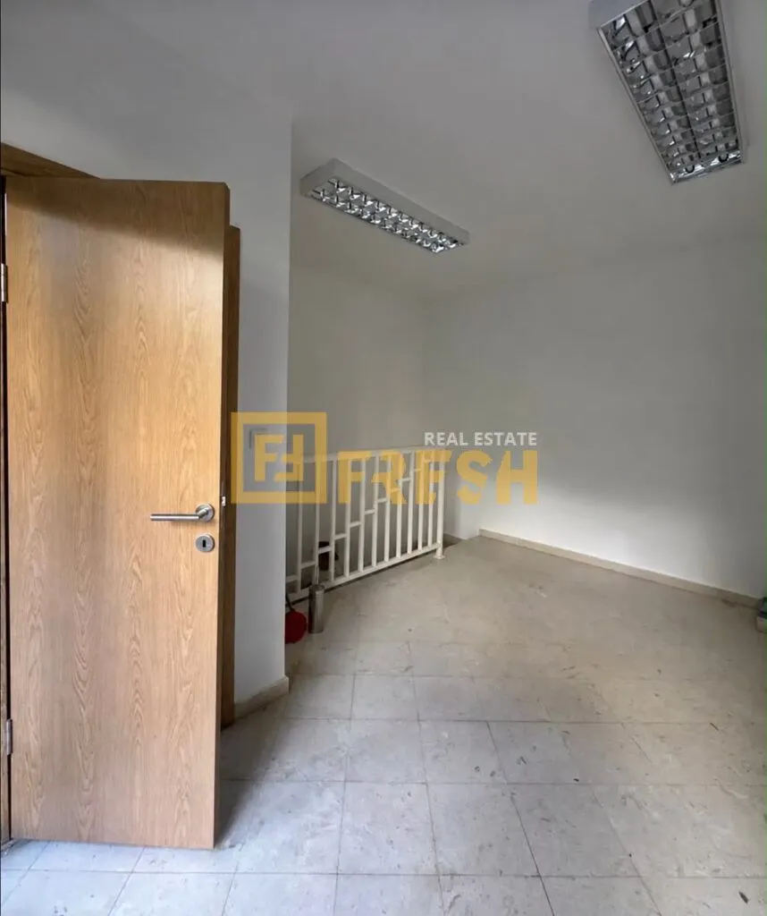 Sale, office space, 64m², Gintaš, Podgorica