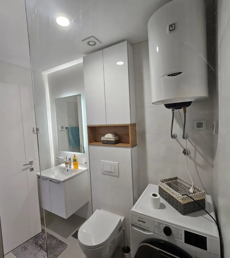 Prodaja, jednosoban stan, 46m², Stari Aerodrom, Podgorica