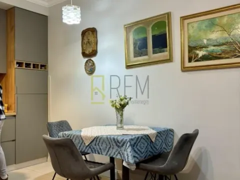 Prodaja, jednosoban stan, 41m², Blok 9, Podgorica - image 10