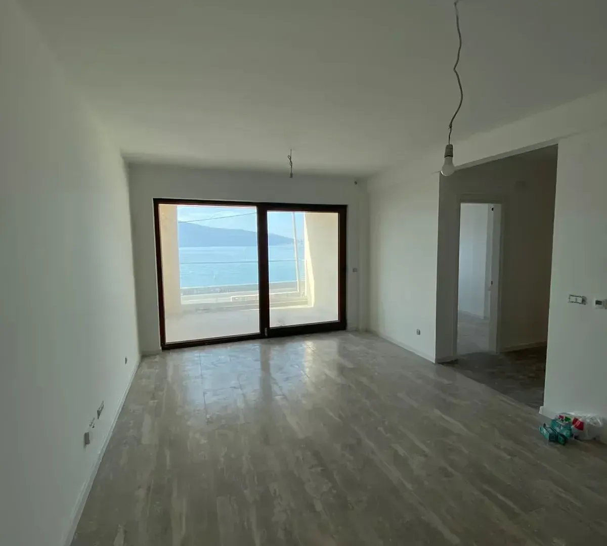 Sale, apartment, 97m², Tivat, Crna Gora