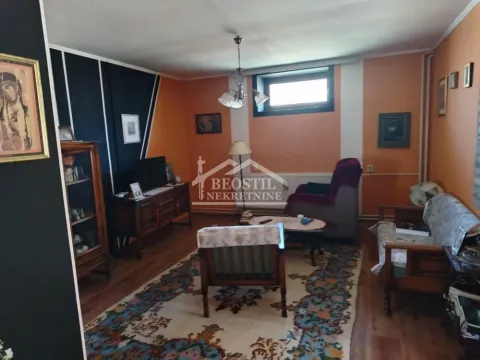 Prodaja, kuća, 140m², Centar, Bačka Topola - image 2