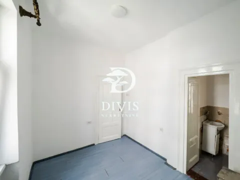 Prodaja, četvorosoban stan, 79m², Topličin venac, Beograd - image 12