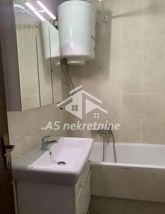 Rent, apartment, 65m², Čukarica, Beograd