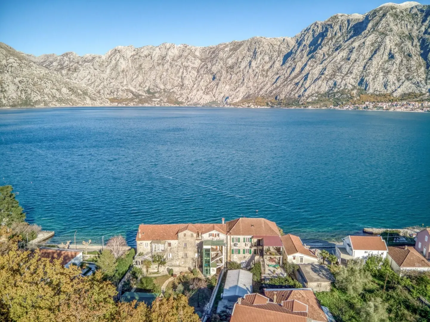 Prodaja, kuća, 112m², Prčanj, Kotor