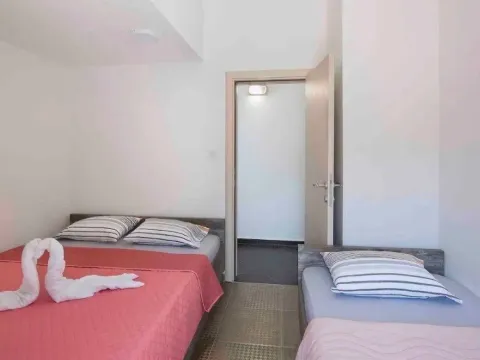 Prodaja, jednosoban stan, 63m², Sveti Stefan, Budva - image 5