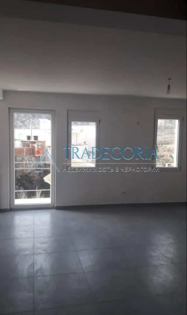 Prodaja, kuća, 210m², Sutomore, Bar