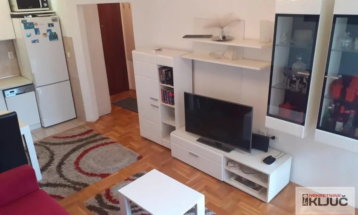Rent, one bedroom apartment, 38m², Nova Detelinara, Novi Sad Sve Podlokacije