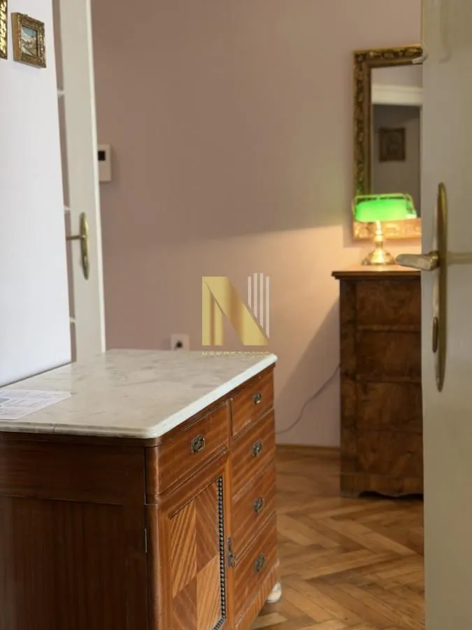 Izdavanje, jednosoban stan, 75m², Stari grad, Novi Sad