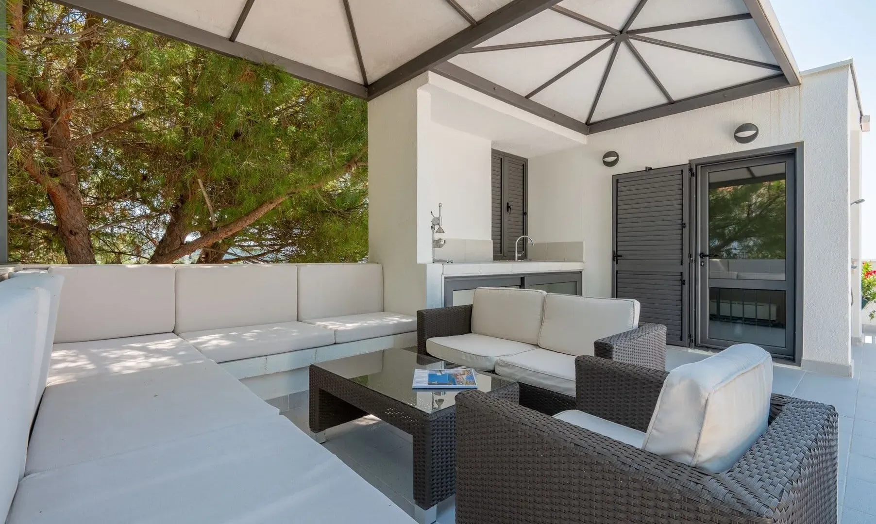 Sale, house, 100m², Utjeha, Bar