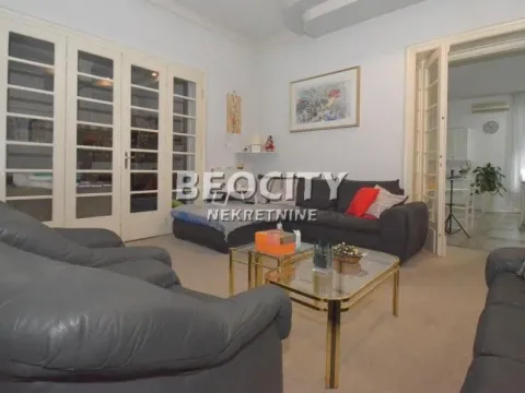 Prodaja, kuća, 250m², Centar, Subotica - image 14