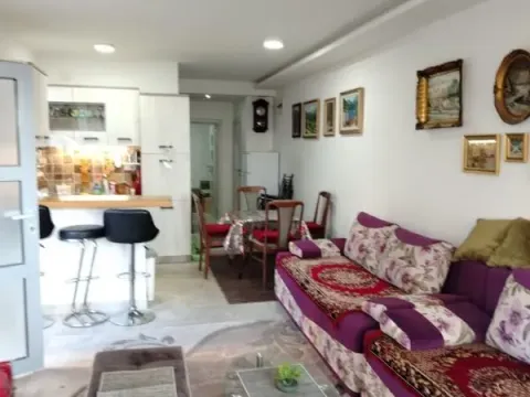 Prodaja, jednosoban stan, 74m², Tivat, Crna Gora - image 1