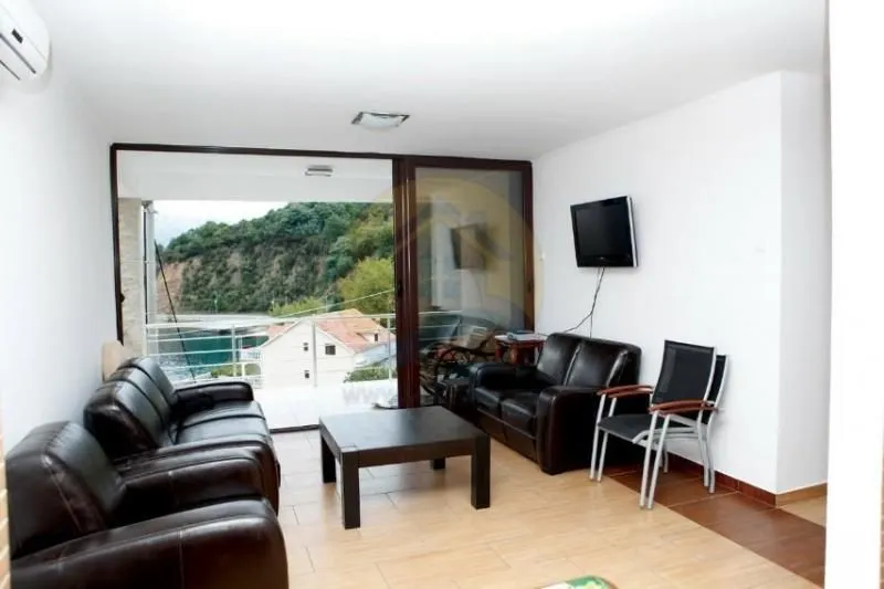 Prodaja, kuća, 246m², Lepetani, Tivat