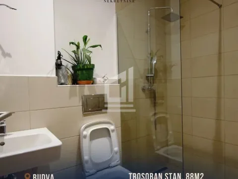 Prodaja, trosoban stan, 88m², Budva, Crna Gora - image 14