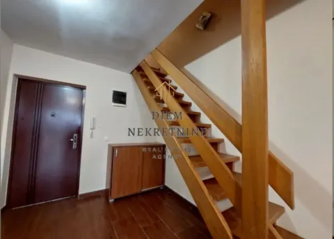 Rent, one bedroom apartment, 56m², Centar, Tivat - image 8