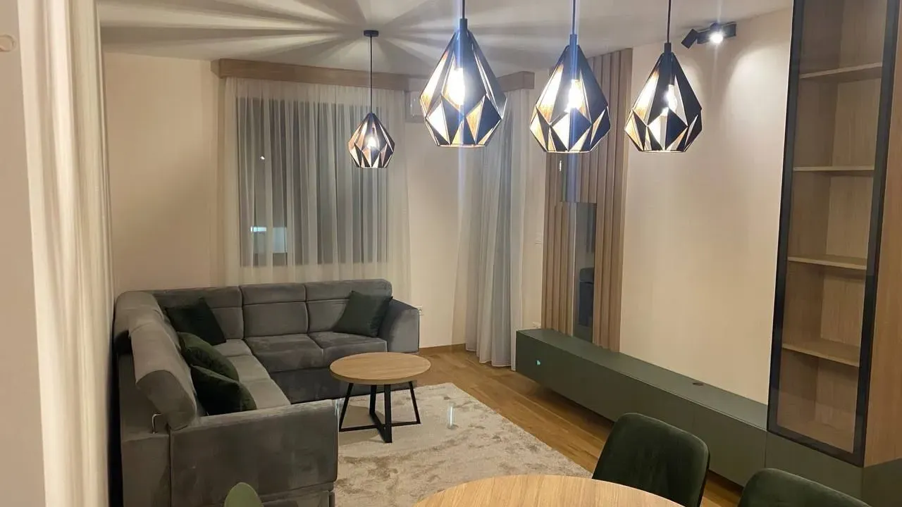 Izdavanje, jednosoban stan, 47m², City Kvart, Podgorica
