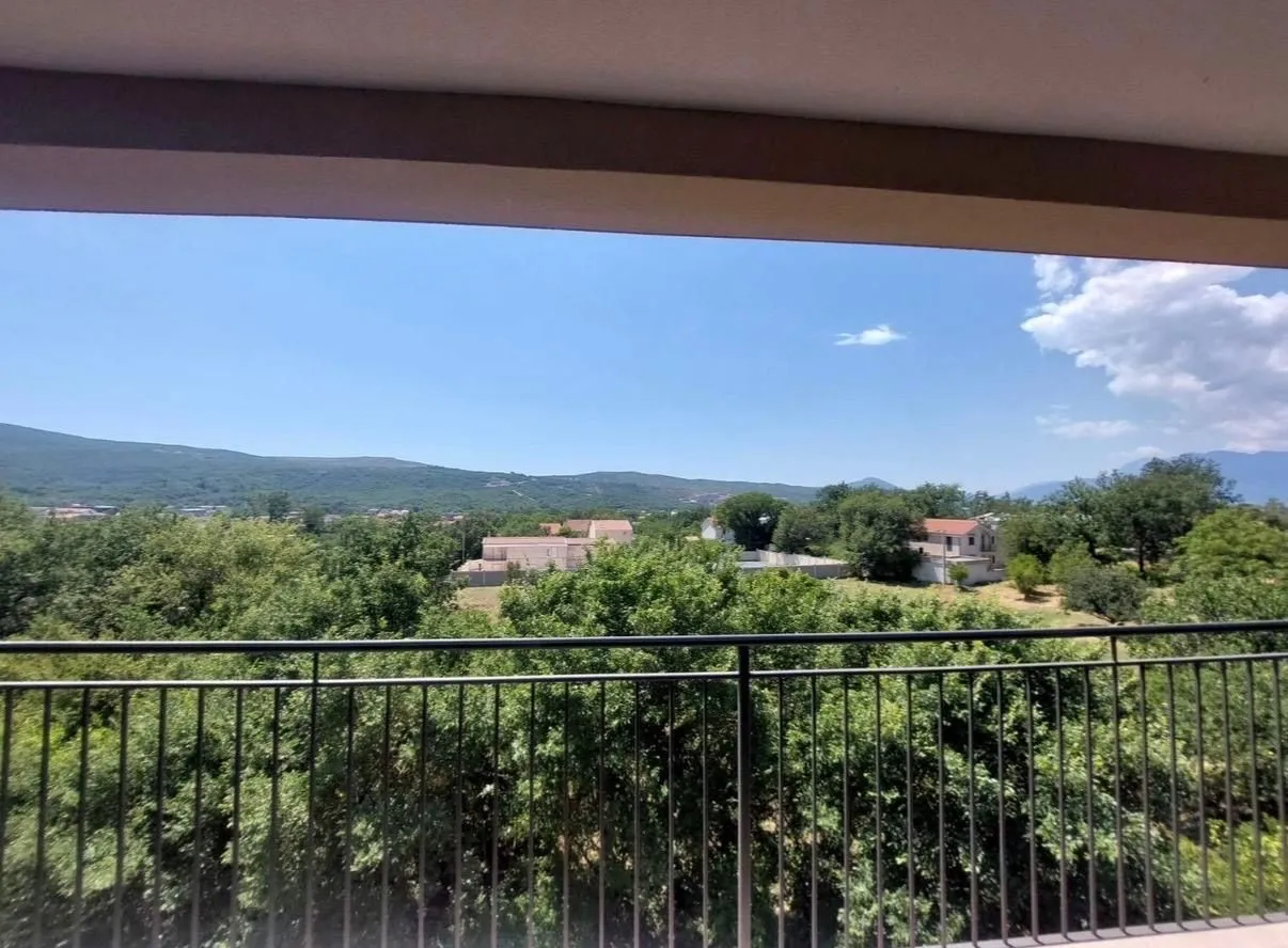 Rent, two bedroom apartment, 100m², Radanovići, Kotor