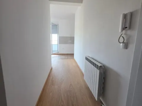 Prodaja, jednosoban stan, 45m², Ledine, Beograd - image 5