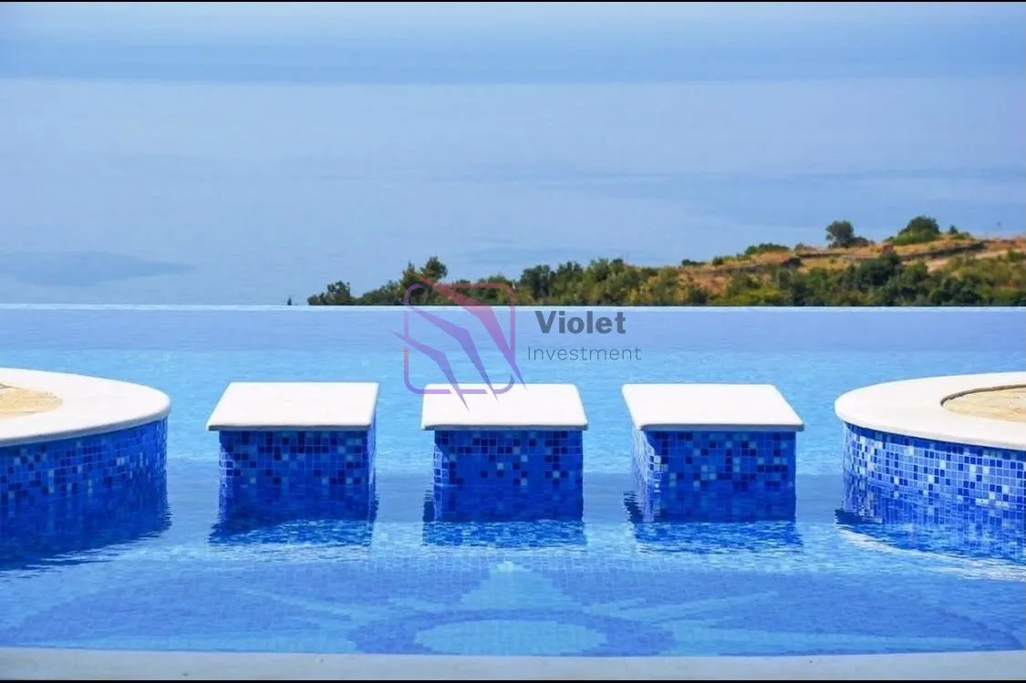 Sale, two bedroom apartment, 70m², Komoševina, Budva