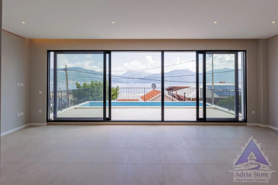 Prodaja, kuća, 200m², Krašići, Tivat