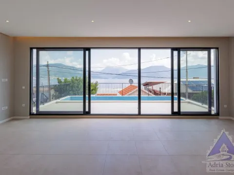 Sale, house, 200m², Krašići, Tivat