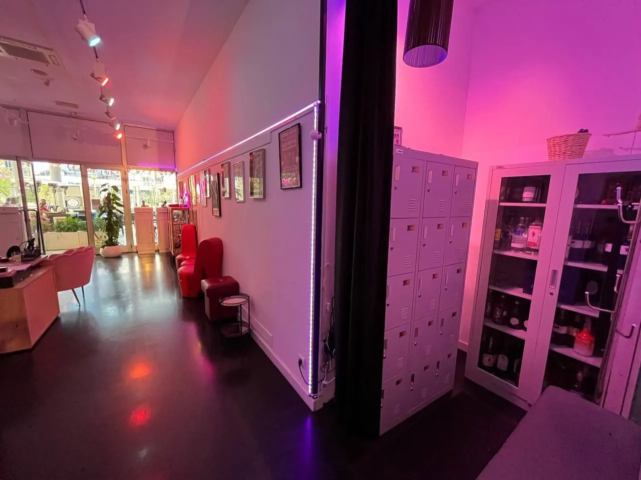 Rent, office space, 105m², Centar, Tivat