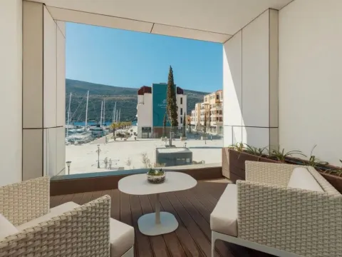 Prodaja, jednosoban stan, 82m², Portonovi, Herceg Novi - image 14
