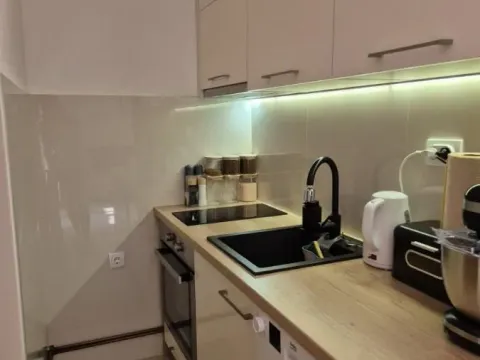 Prodaja, trosoban stan, 93m², Ćuprija, Srbija - image 6