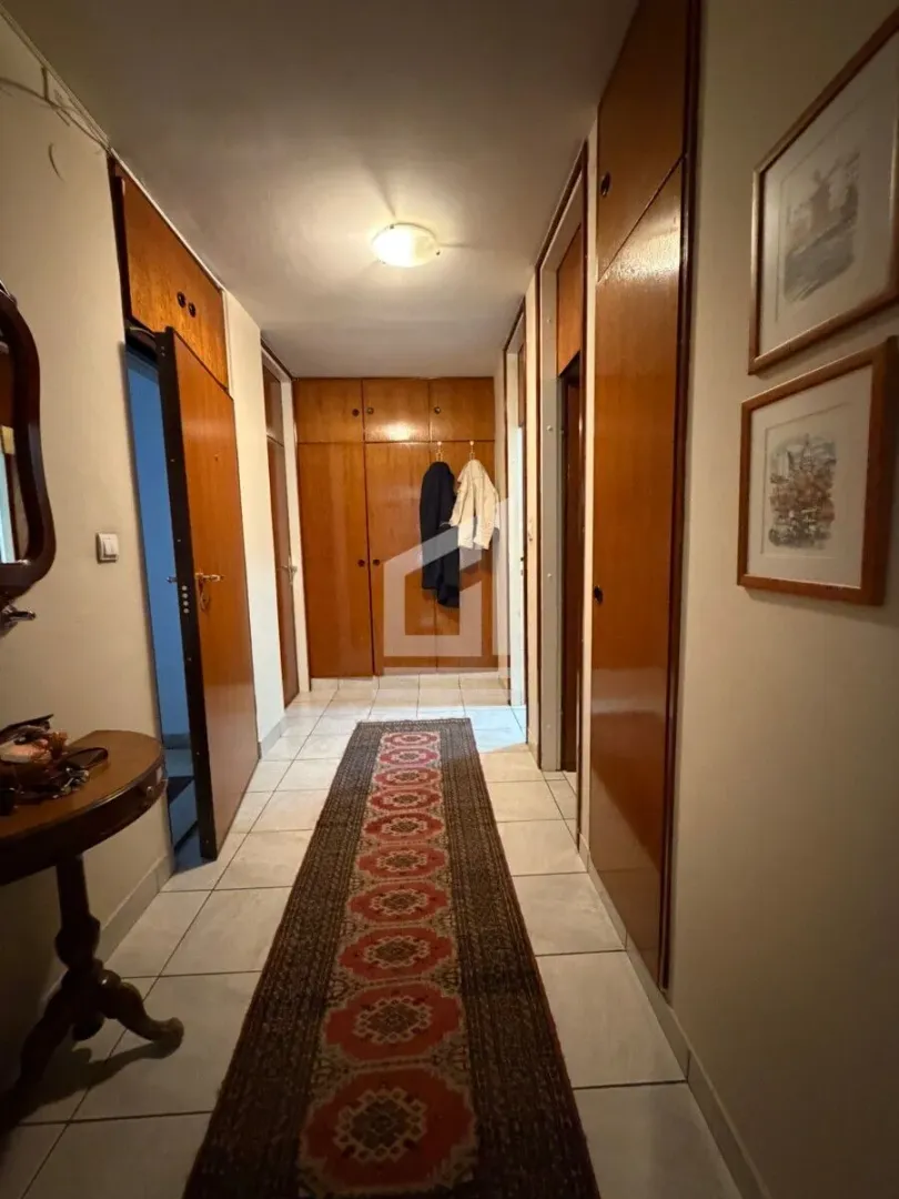 Prodaja, trosoban stan, 88m², Stari Aerodrom, Podgorica