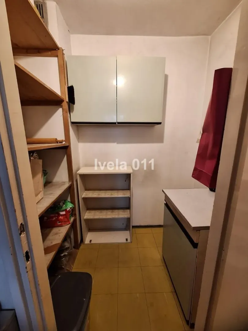 Prodaja, dvosoban stan, 76m², Novi Beograd Blok 21, Novi Beograd Sve Podlokacije