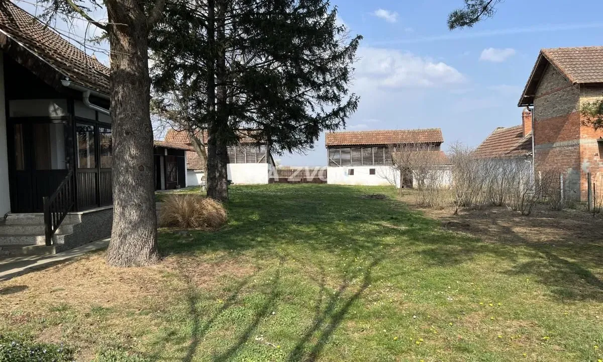 Prodaja, kuća, 293m², Titel, Novi Sad