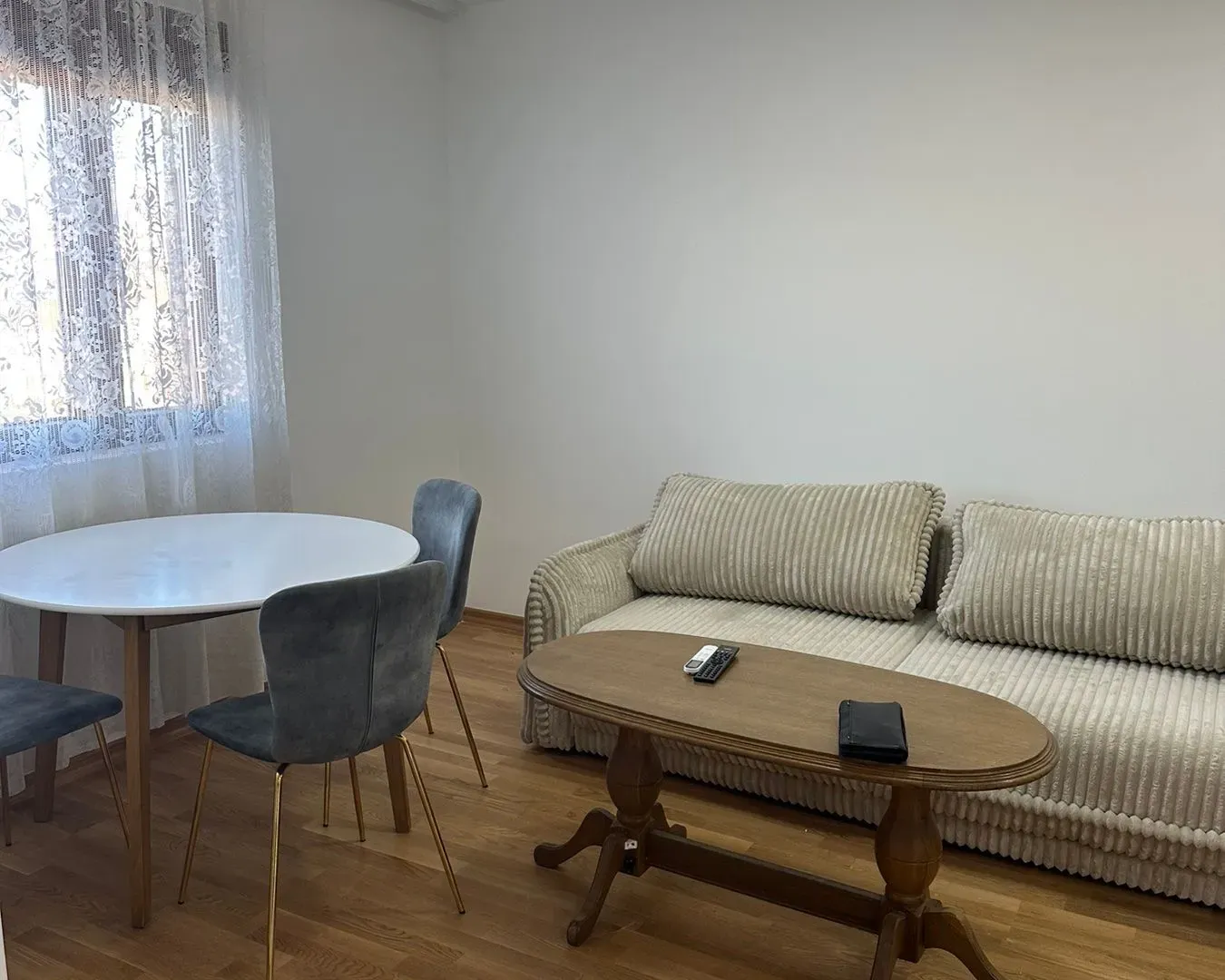 Rent, studio apartment, 29m², Stari Aerodrom, Podgorica