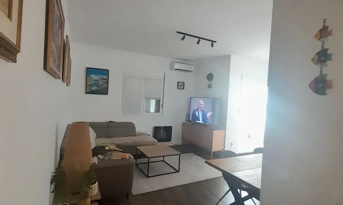 Rent, one bedroom apartment, 46m², Radanovići, Kotor