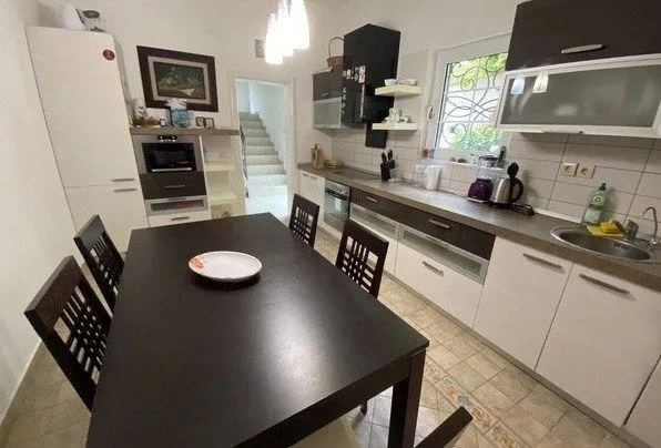 Sale, house, 300m², Lazi, Budva