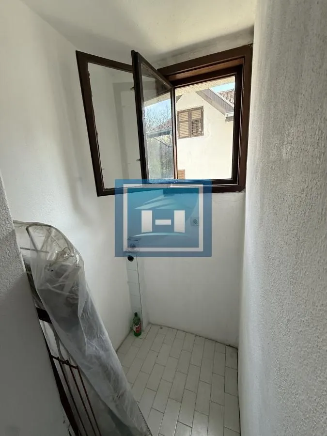 Sale, house, 257m², Strelište, Jagodina