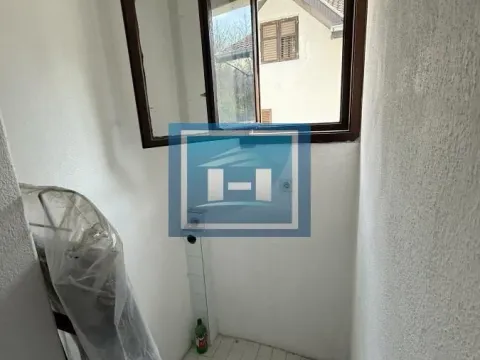 Prodaja, kuća, 257m², Strelište, Jagodina - image 24