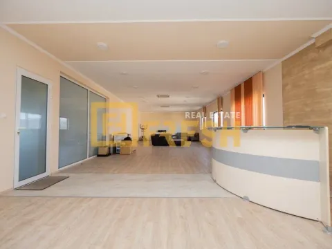 Izdavanje, poslovni prostor, 150m², Donja Gorica, Podgorica - image 6