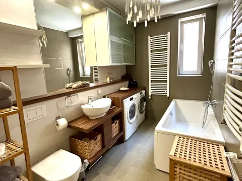 Prodaja, trosoban stan, 82m², Centar, Stara Pazova - image 6