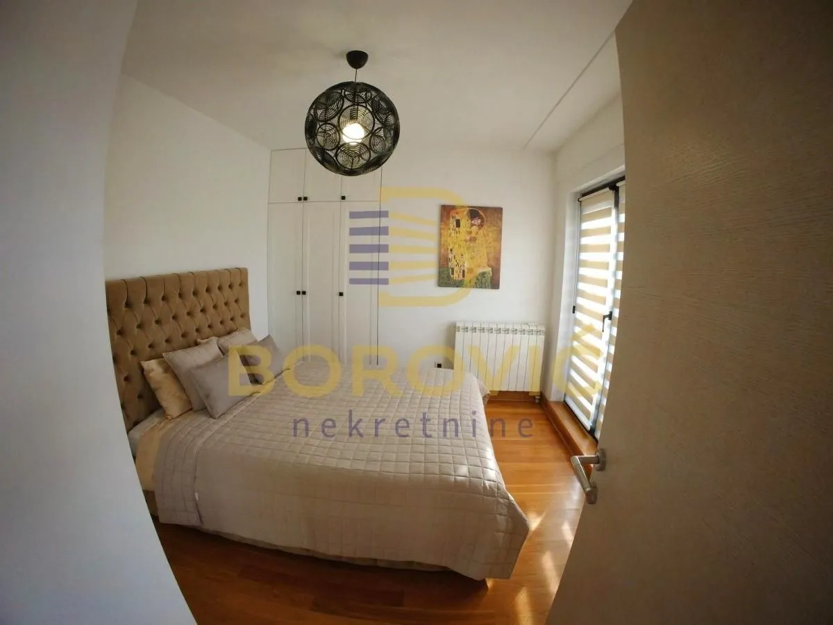 Prodaja, četvorosoban stan, 103m², Voždovac Sve Podlokacije, Beograd