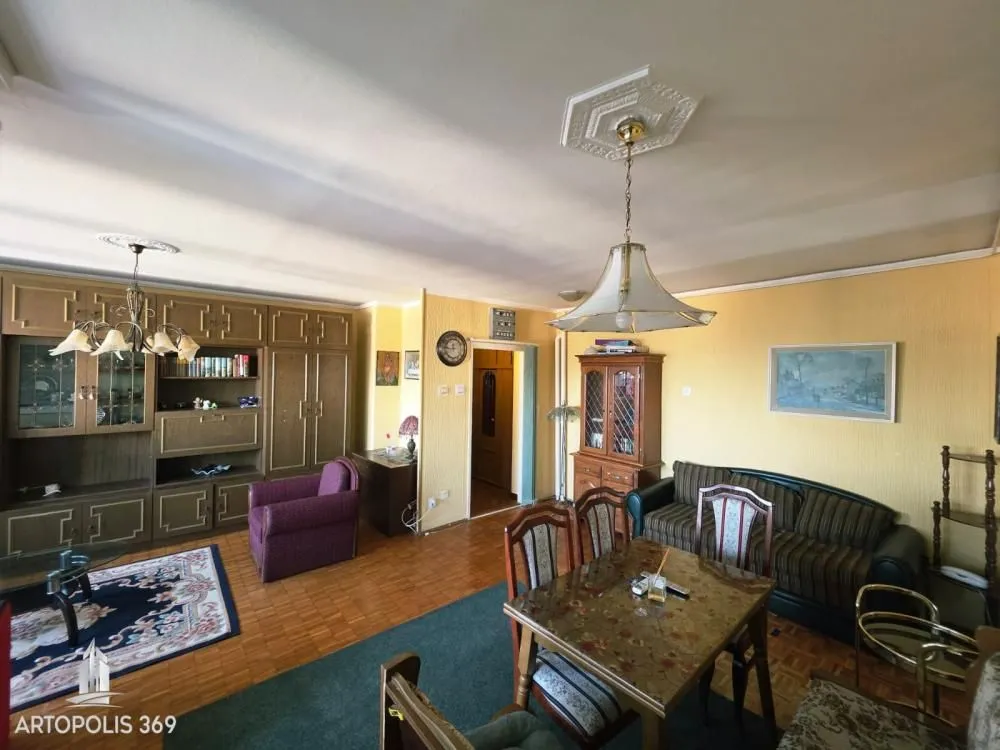 Prodaja, jednosoban stan, 56m², Skojevsko Naselje, Beograd