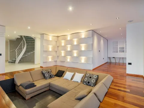 Sale, house, 1150m², Krimovica, Kotor - image 20