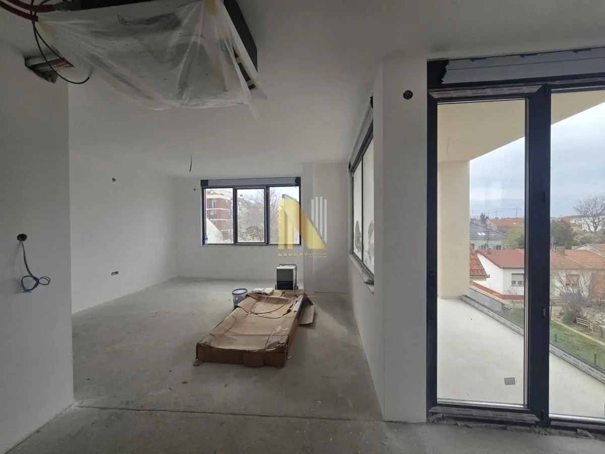 Prodaja, stan, 135m², Telep, Novi Sad Sve Podlokacije
