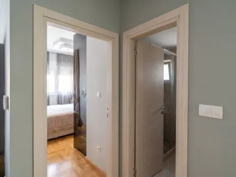 Sale, one bedroom apartment, 44m², Centar, Budva - image 3